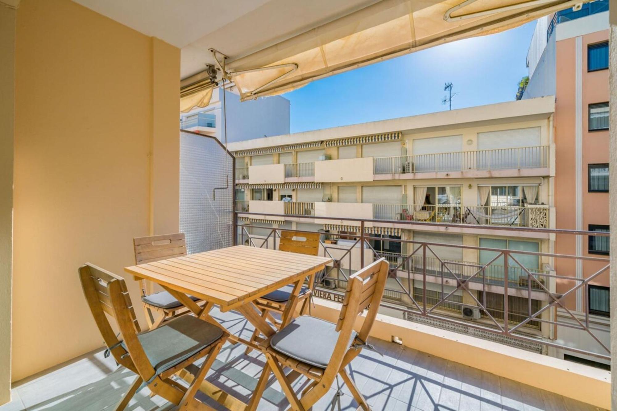 Wdf One Bedroom 1 Min Walk To Martinez